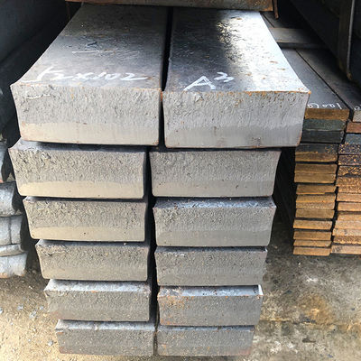 Thanh phẳng SS 304 được đánh bóng bằng nhau với khả năng tạo hình tuyệt vời cao