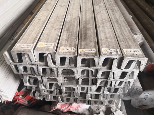 AISI304L 2 mm thép không gỉ U Channel Bar Kích thước 80 * 40 90 * 45 304 Công nghiệp